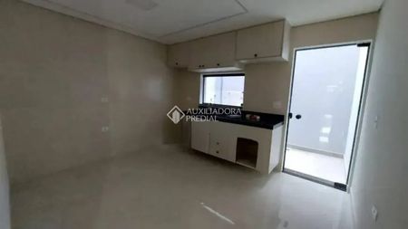 Sobrado com 3 quartos e 120m² para alugar em Vila Alto de Santo André, Santo André. - Photo 2