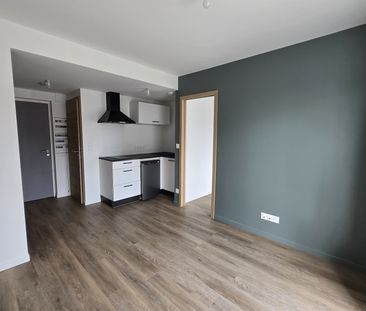 Location Appartement 2 pièces 41m² NANCY 54000 - Photo 2