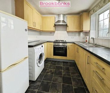 2 bedroom terraced house to rent - Photo 5