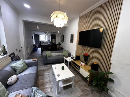 Mackintosh Place, Cardiff - Photo 2