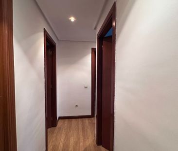 Piso de alquiler en Calle de Pío Baroja, Espartales - Photo 1