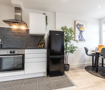 2 Bed Flat, Atlantic Mansions, SO14 - Photo 1