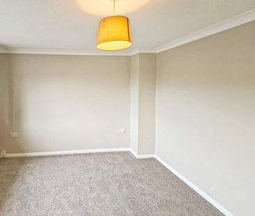 2 bedroom semi-detached house to rent - Photo 6