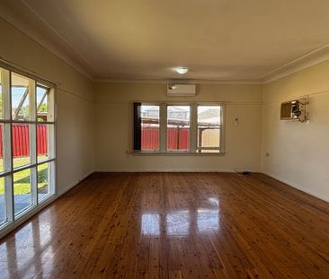 2 BEDROOM HOME WITH AIR CONDITIONING - Photo 1