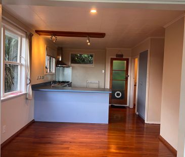 4BR Home in Ngaio, Wellington - Photo 2