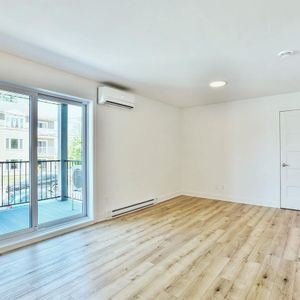 4 1/2 À LOUER-SAINT-JACQUES-APPARTEMENT À LOUER - Photo 2
