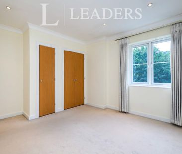 2 bedroom apartment to rent Charterhouse Area, Godalming - Photo 4