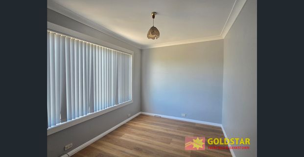 4 BEDROOM HOUSE - Photo 1