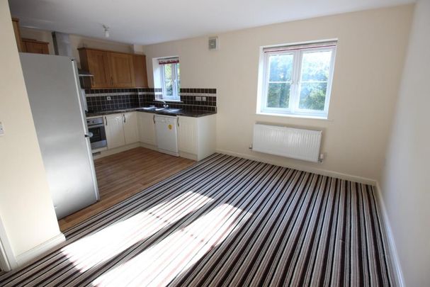 4 bedroom detached house to rent - Photo 1