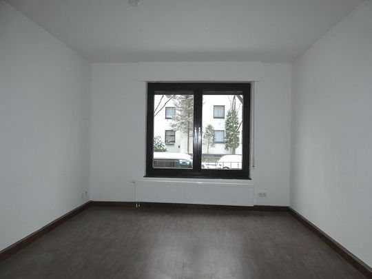 MIT EINBAUKÜCHE: 2-ZIMMERWOHNUNG NAHE DES HELIOS KLINIKUMS IN KREFELD - Photo 1