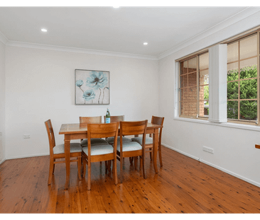 Family house next to School — Hornsby - Photo 2