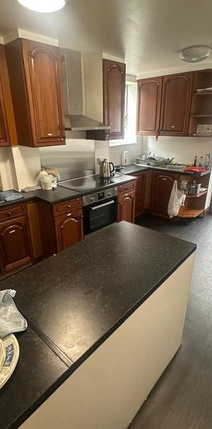 1 bedroom bedsit to rent - Photo 1