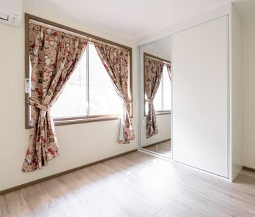 LOCATION, LOCATION, LOCATION !!! - Photo 2