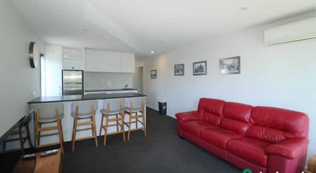 Contemporary City Living - Photo 4