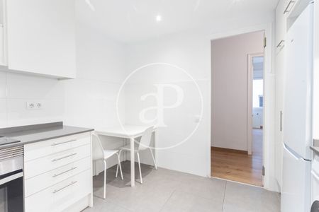 Apartment for rent in Gran de Gracia - Photo 5