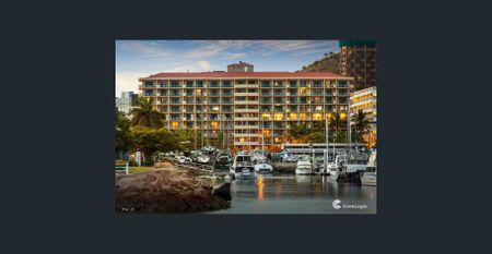 WATER VIEWS - FULLY FURNISHED - STUDIO APARTMENT - Photo 5