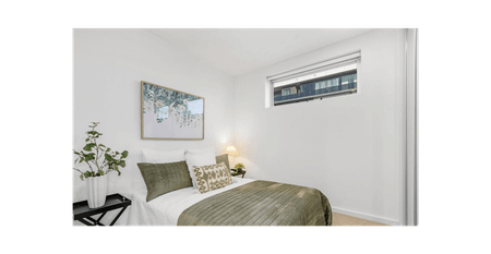 Apartment living in the best square of Adelaide! - Photo 3