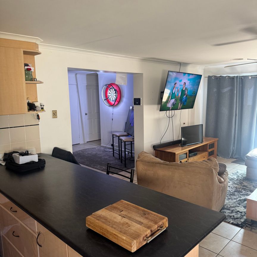 Queanbeyan West - Photo 1