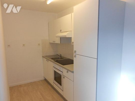 Appartement à louer à SAILLY SUR LA LYS (62840), Un appartement de type 2 au 2ème étage compren... - Photo 1