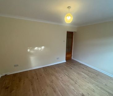 1 Bed Flat, Ilford, IG3 - Photo 6