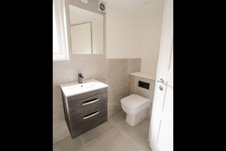 1 Bed Flat, Smyrks Road, SE17 - Photo 5