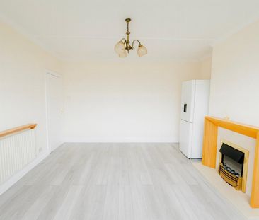 3 bedroom House To Let Total Size: 1045 SQ FT - Photo 1