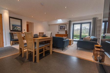 Oystercatcher, 6 The Old Vicarage, Scarborough Road, Walsingham - Photo 4