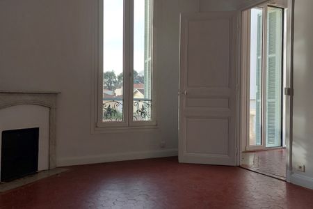 Appartement T4 meublé Charmant et authentique - Photo 2