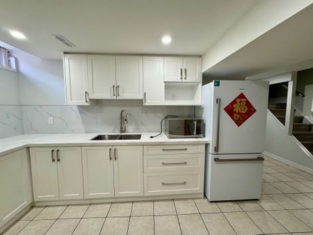 For Lease - 11 Cardiff Road, Markham, Ontario - Photo 2