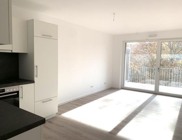 N-Schweinau: Erstbezug! Schöne, helle 2-Zi-Whg. (3.OG) mit EBK, HWR, Balkon und Aufzug - Photo 1