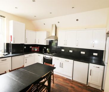 Richmond Avenue, Hyde Park, LS6 1DB, Leeds - Photo 4