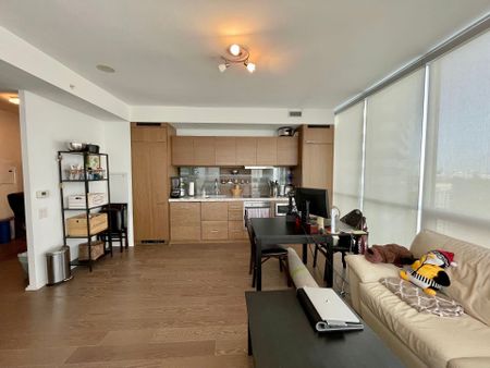 For Lease - 45 Charles Street Unit# 4310, Toronto, Ontario - Photo 2