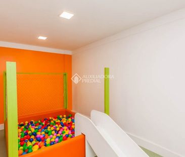 Apartamento com 2 quartos e 69m² para alugar em Passo da Areia, Por... - Photo 4