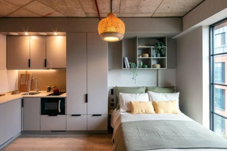 Bigger, Sunday Mills, Trewint Street,, Earlsfield,, SW18 flat to rent - Photo 2