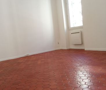 Appartement 2 pièces 38m2 MARSEILLE 8EME 650 euros - Photo 1