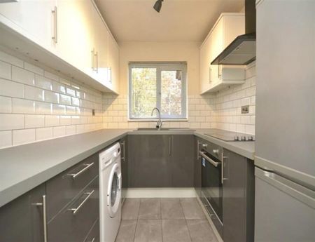 2 Bedroom Terraced To Let - Photo 4