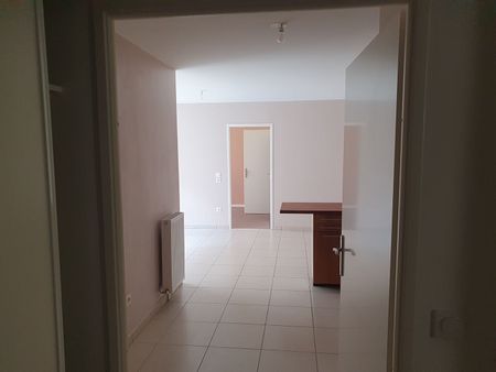 Apartment - Photo 3