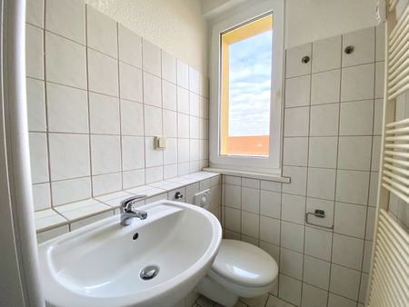 Ankommen & Wohlfühlen: Helle 2-Zimmerwohnung mit tollem Ausblick - Photo 4