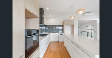 ARCHITECTURALLY DESIGNED | | ELEVATED LIVING - Photo 5