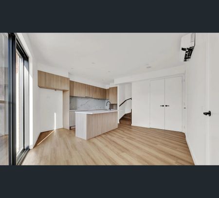 3/106 Broadway, Reservoir, Vic 3073 - Photo 3
