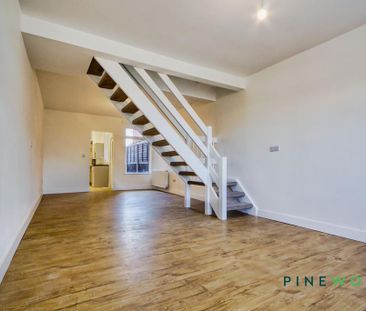 3 bedroom terraced house to rent - Photo 5