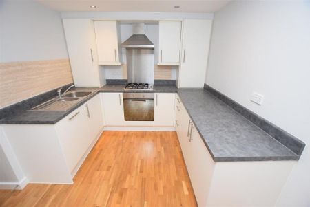 2 bedroom apartment to rent - Photo 3