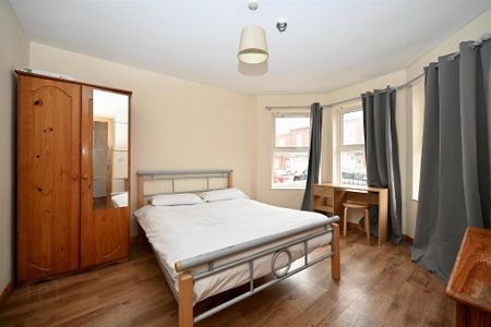 Room 1, 34c Edinburgh Street, Belfast, BT9 7DS - Photo 2