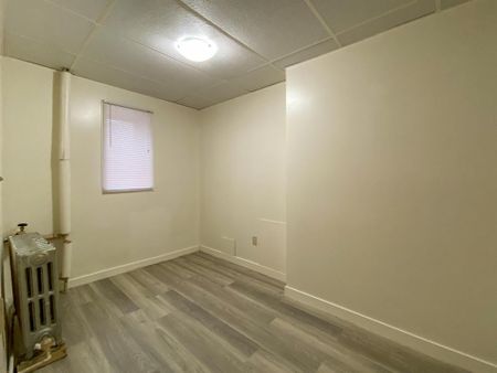 Apartment for rent in Regina - Photo 4