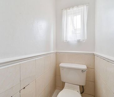 2 bedroom detached house to rent - Photo 6