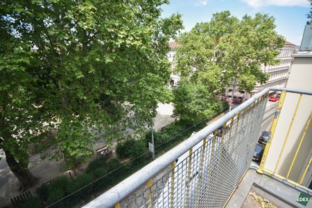 Schöne 4-Zimmer-DG-Maisonette am Lorenz-Bayer-Park mit zwei Balkonen - Photo 2