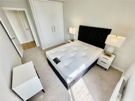 2 bedroom apartment to rent - Photo 5