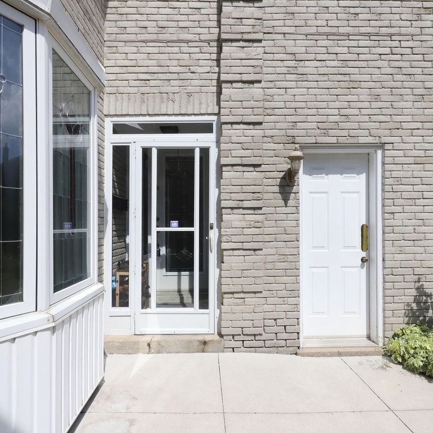 For Lease - 103 Stillwater Crescent, Toronto, Ontario - Photo 1
