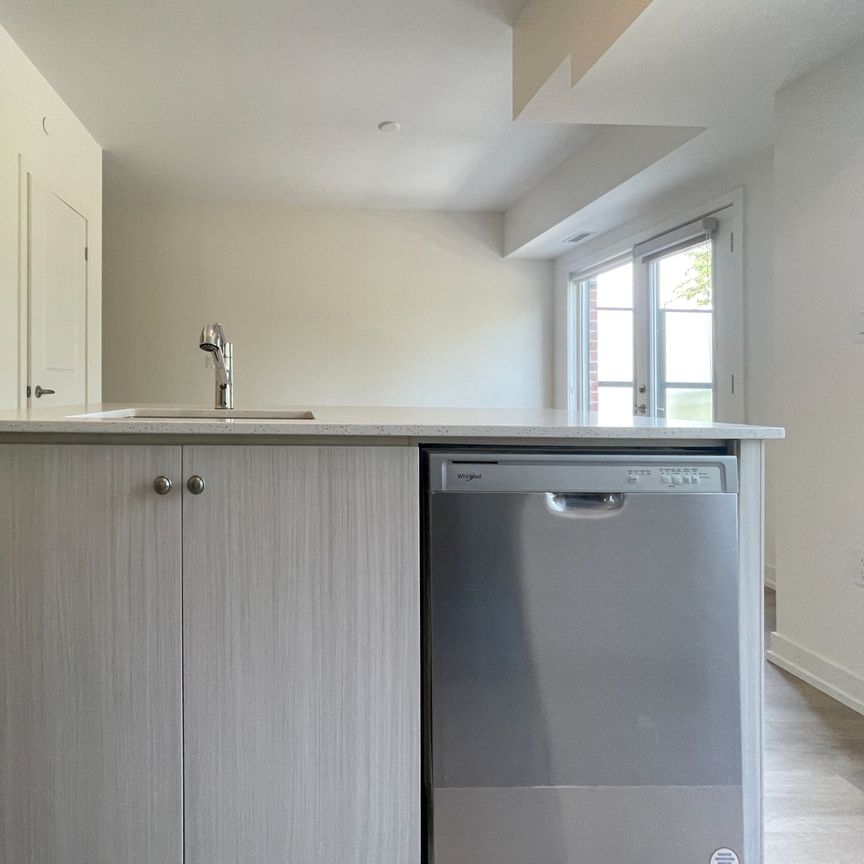 For Lease - 58 Elizabeth Street Unit# 2302, Richmond Hill, Ontario - Photo 1