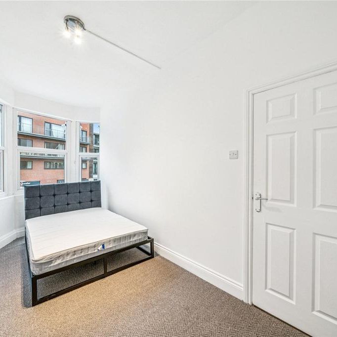 3 bedroom apartment to rent - Photo 1